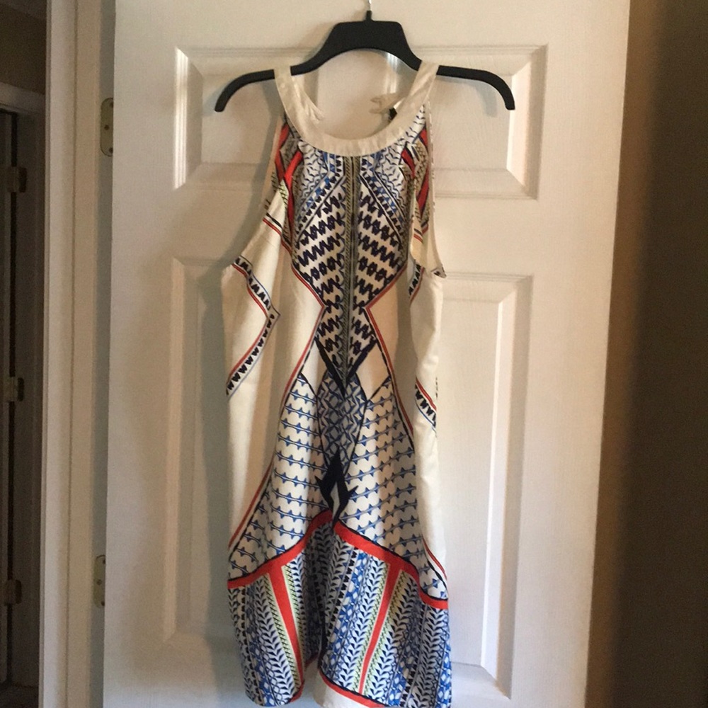 Sleeveless dress